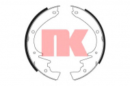 Комлект тормозных накладок NK 2748245