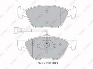 Комплект тормозных колодок LYNXauto BD-2803