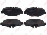 Комплект тормозных колодок ABE C1M028ABE