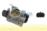 Патрубок VEMO V24-81-0014