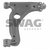 Рычаг независимой подвески колеса SWAG 40 92 7074