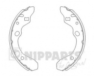 Комлект тормозных накладок NIPPARTS J3503036