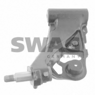 Рычаг независимой подвески колеса SWAG 70 92 6754