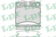 Комплект тормозных колодок LPR 05P437