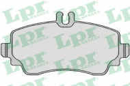 Комплект тормозных колодок LPR 05P670