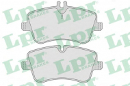 Комплект тормозных колодок LPR 05P767