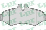 Комплект тормозных колодок LPR 05P956