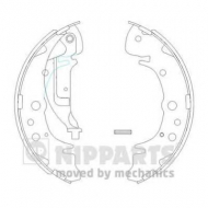 Комлект тормозных накладок NIPPARTS J3500518