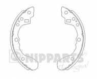 Комлект тормозных накладок NIPPARTS J3500308