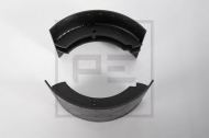 Комлект тормозных накладок PE Automotive 146.116-00A