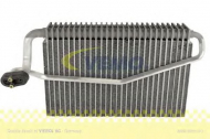 Испаритель VEMO V30-65-0024
