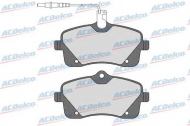 Комплект тормозных колодок ACDelco AC0581601D