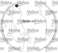 Комлект тормозных накладок VALEO 553866