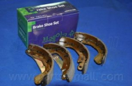 Комлект тормозных накладок PARTS-MALL PLC-004