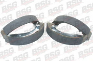 Комлект тормозных накладок BSG BSG 70-205-006