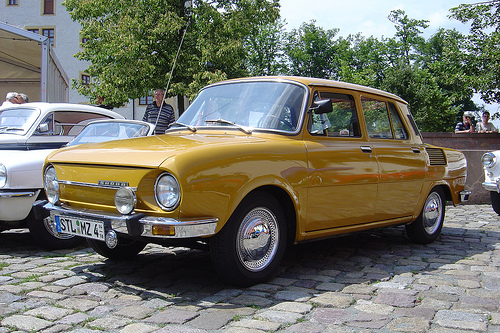SKODA 100 седан