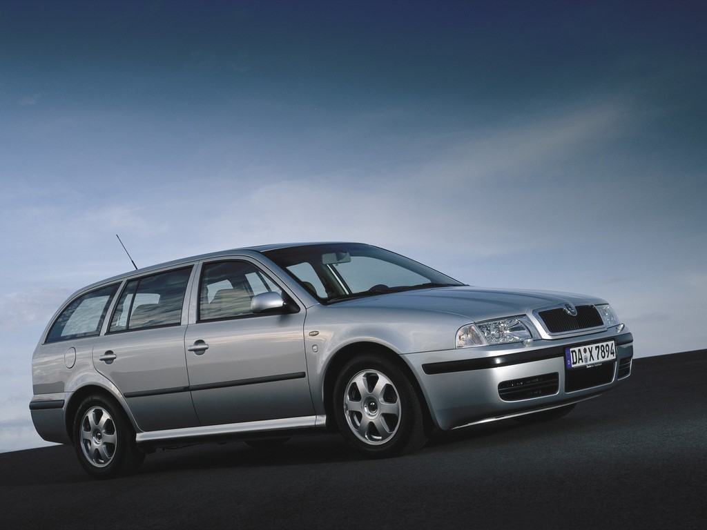SKODA OCTAVIA Combi (1U5)