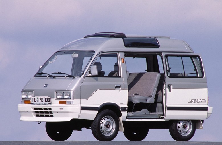 SUBARU SUMO автобус (E10, E12)