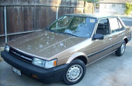 TOYOTA COROLLA седан (_E9_)