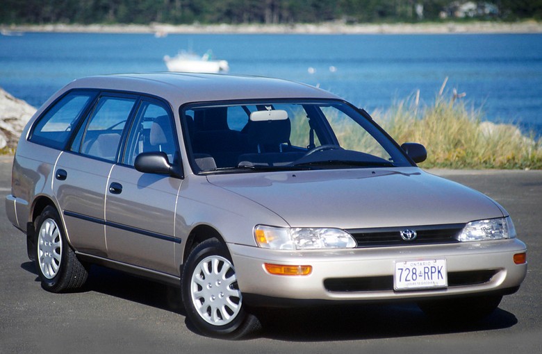 TOYOTA COROLLA Wagon (_E10_)