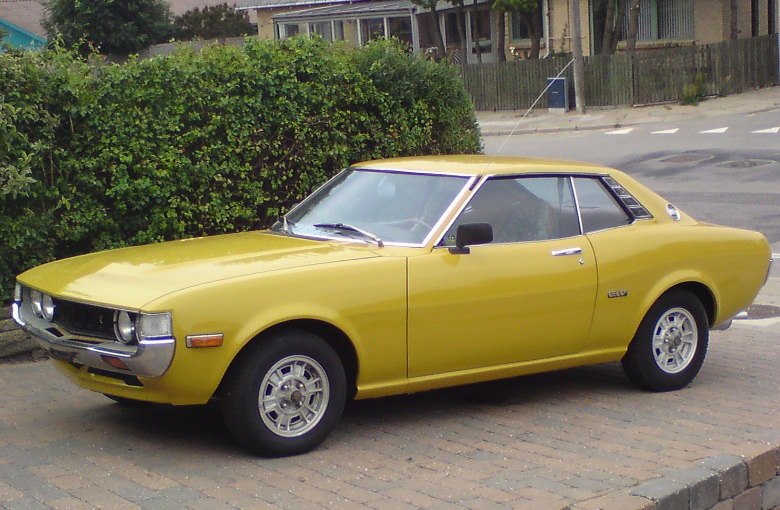 TOYOTA CELICA седан (RA2_, TA2_)