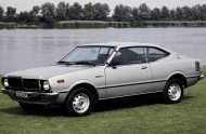 TOYOTA COROLLA купе (KE)
