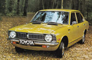 TOYOTA COROLLA седан (KE)