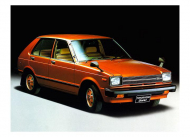 TOYOTA STARLET универсал (KP6_)