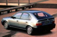 TOYOTA COROLLA седан (_E10_)