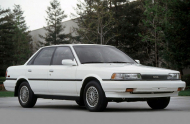 TOYOTA CAMRY седан (_V2_)