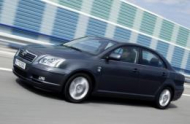 TOYOTA AVENSIS седан (T25)