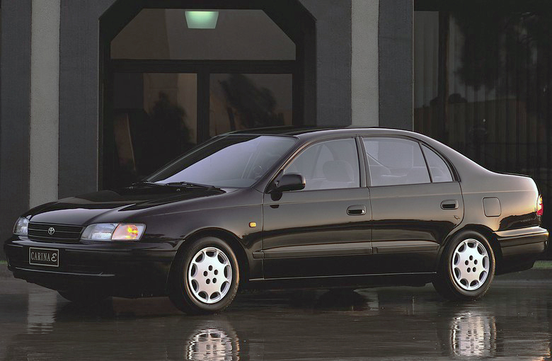 TOYOTA CARINA E Sportswagon (_T19_)