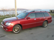 TOYOTA CROWN универсал