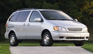 TOYOTA SIENNA (MCL10_)