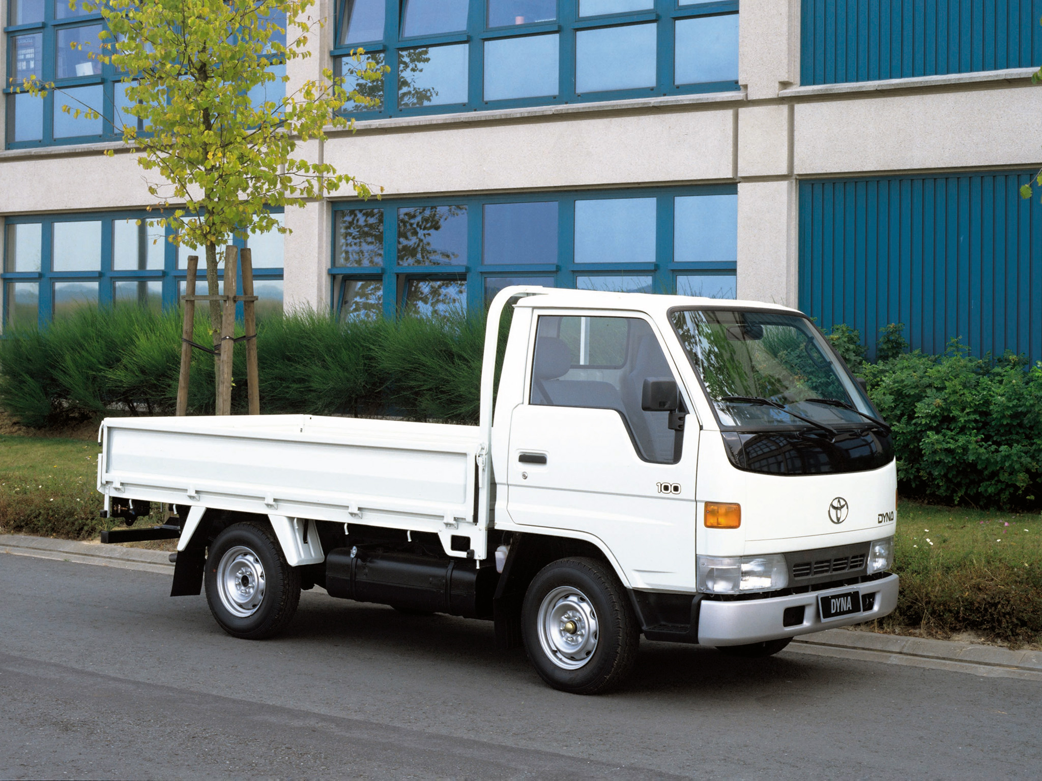 TOYOTA DYNA 100 грузовой (YH_)