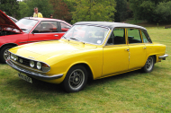 TRIUMPH 2500 седан
