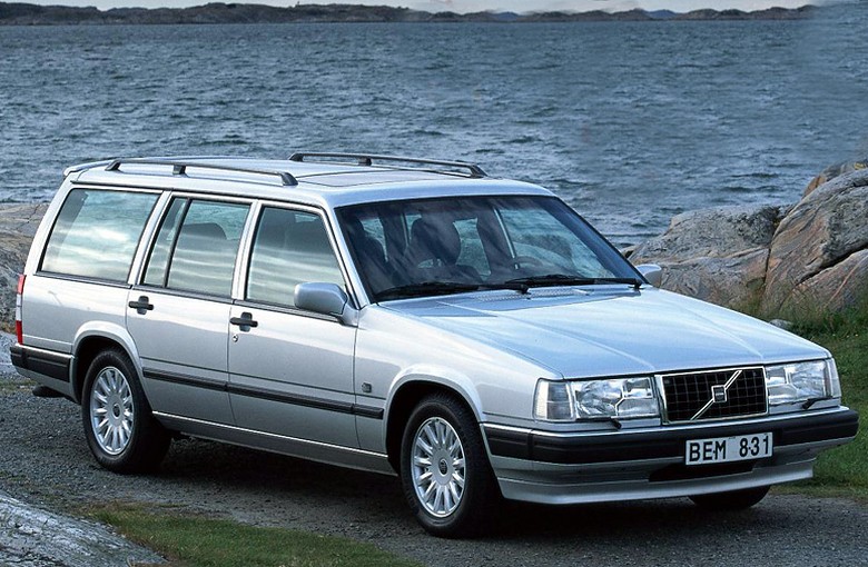 VOLVO 940 Mk II универсал (945)