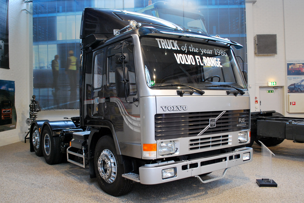 VOLVO FL 10