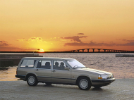VOLVO 760 Break (704, 765)