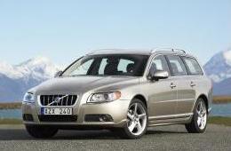 VOLVO V70 III (BW)