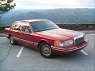 LINCOLN CONTINENTAL TOWN CAR
