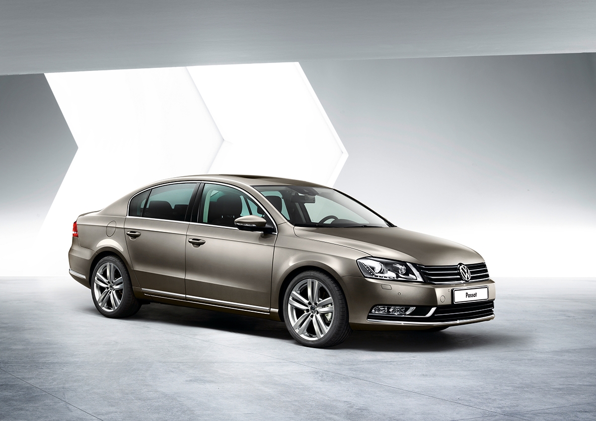 VW PASSAT (A32)