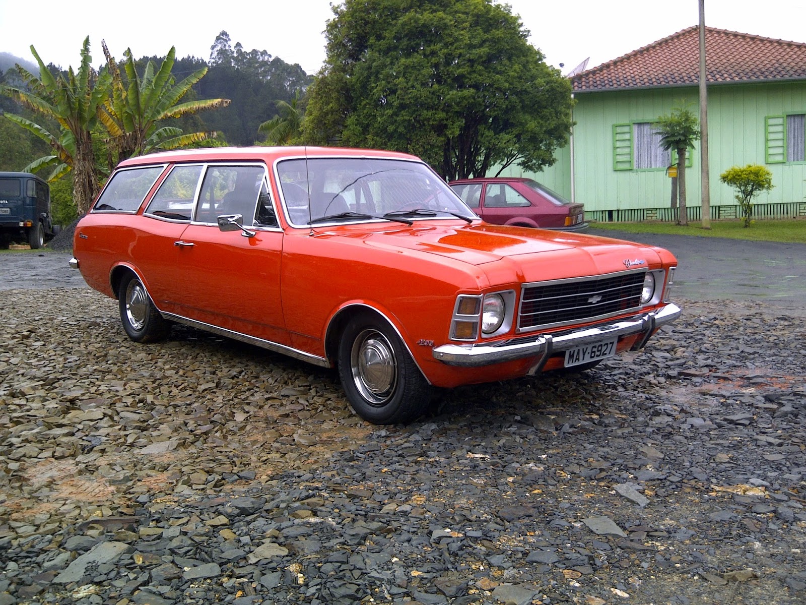 CHEVROLET CARAVAN универсал