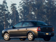 CHEVROLET ASTRA седан