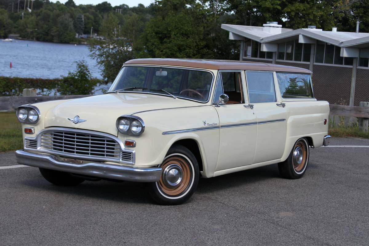 CHECKER MARATHON Station Wagon