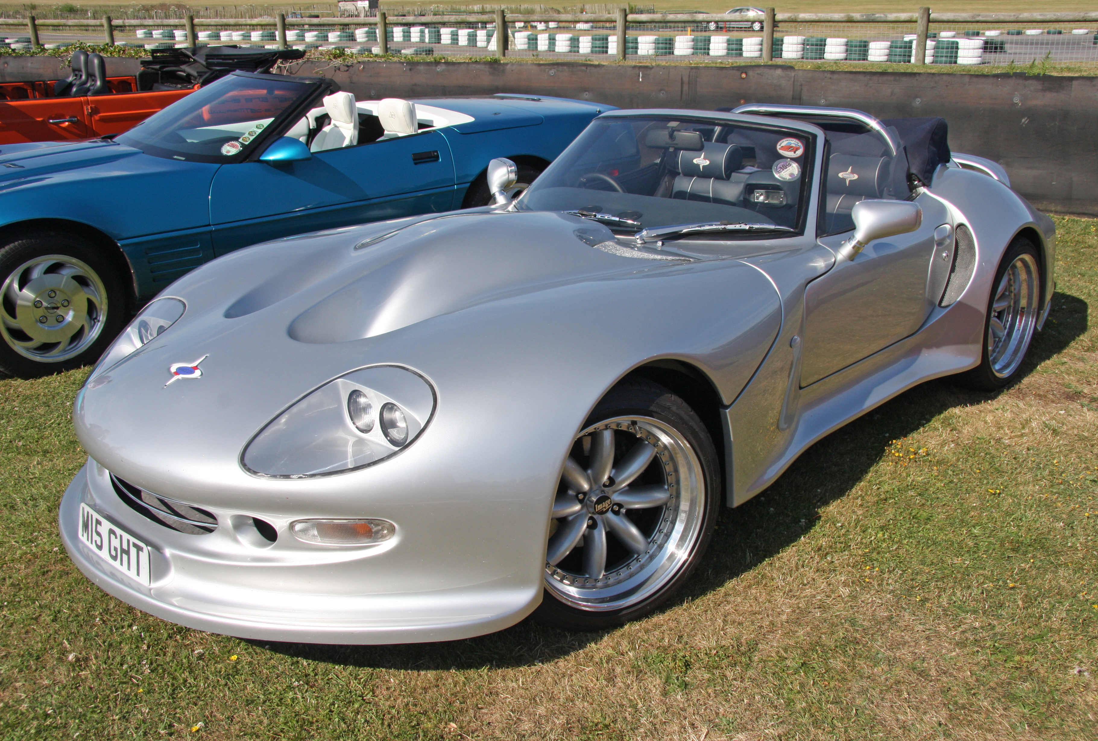 MARCOS MANTIS кабриолет