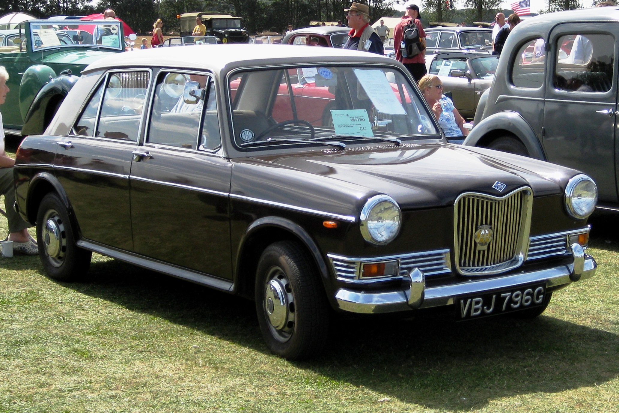 RILEY KESTREL