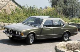 BMW 7 седан (E23)
