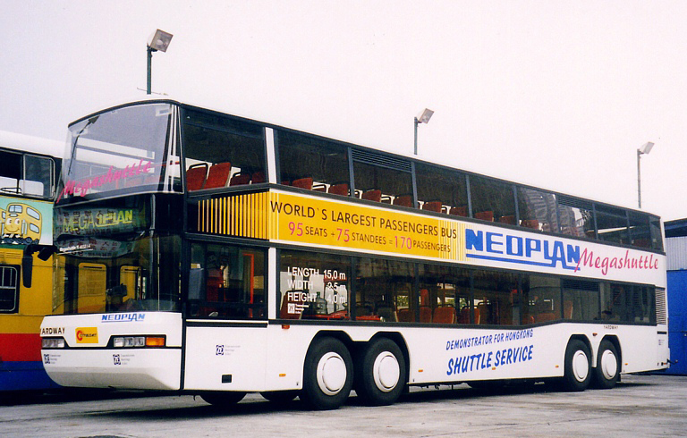 NEOPLAN Megashuttle