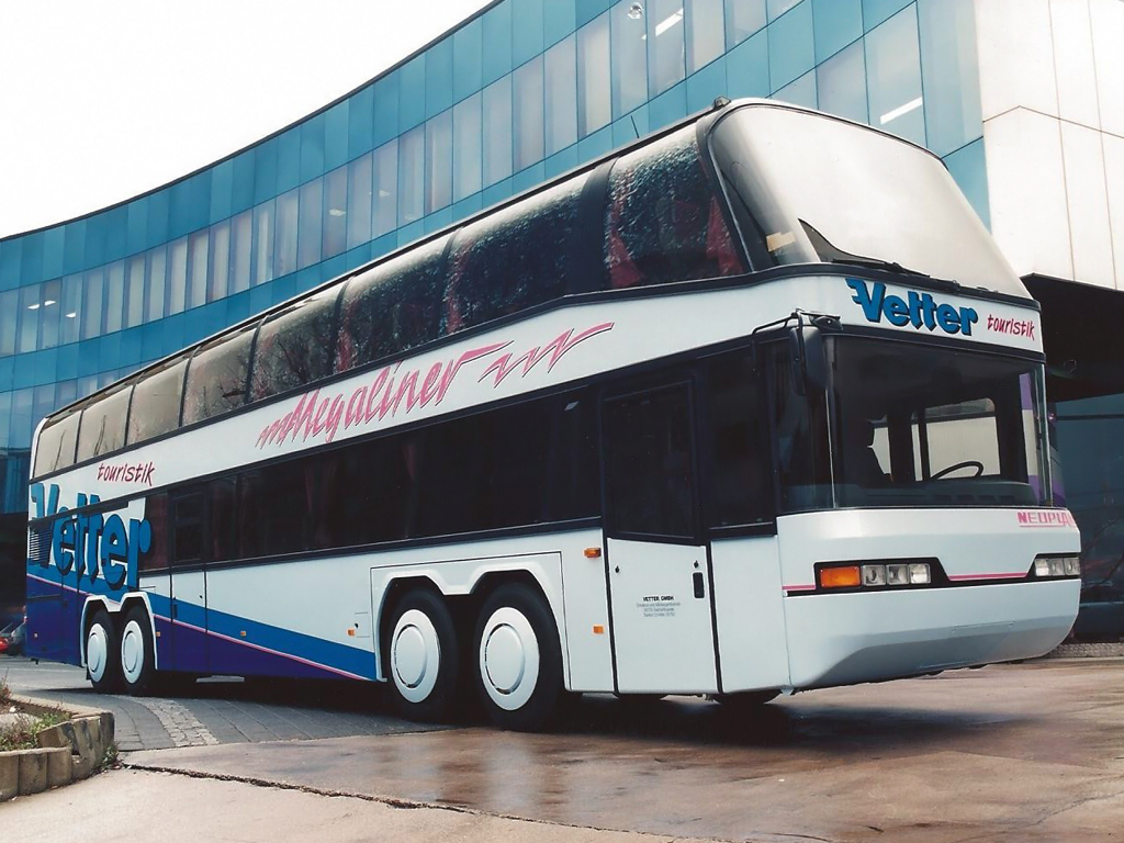 NEOPLAN Megaliner